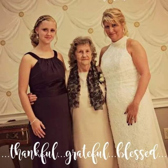 Meet your Posher, Josie - Picture 1 of 3